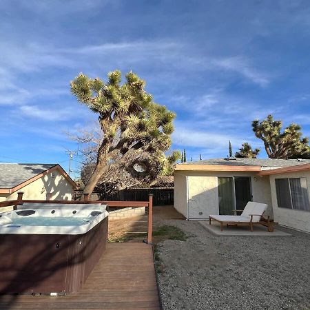 Pet Friendly Starburst House Villa Yucca Valley Exterior foto