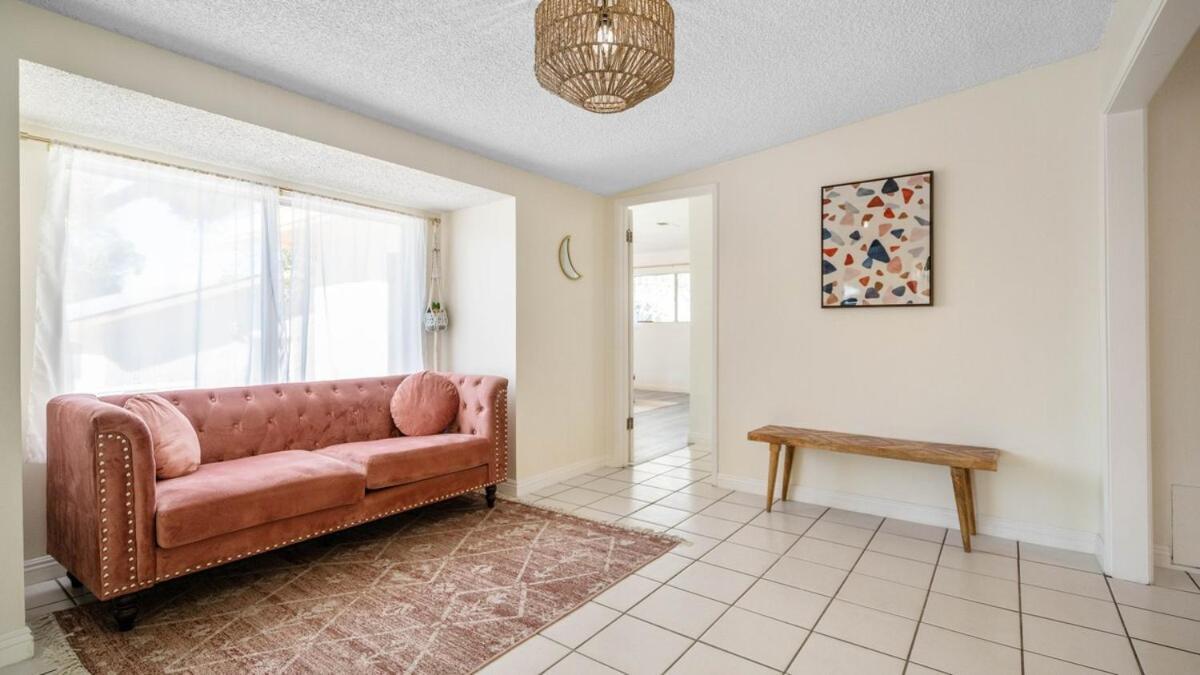 Pet Friendly Starburst House Villa Yucca Valley Exterior foto