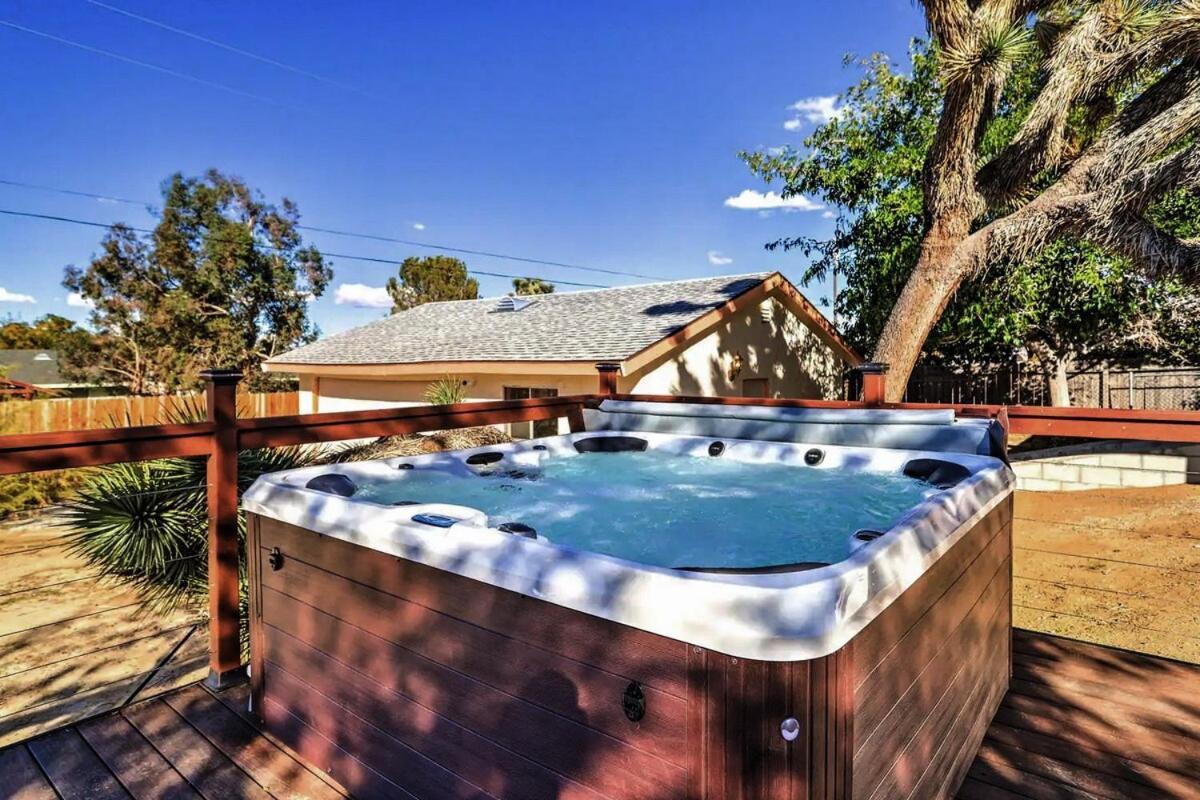 Pet Friendly Starburst House Villa Yucca Valley Exterior foto