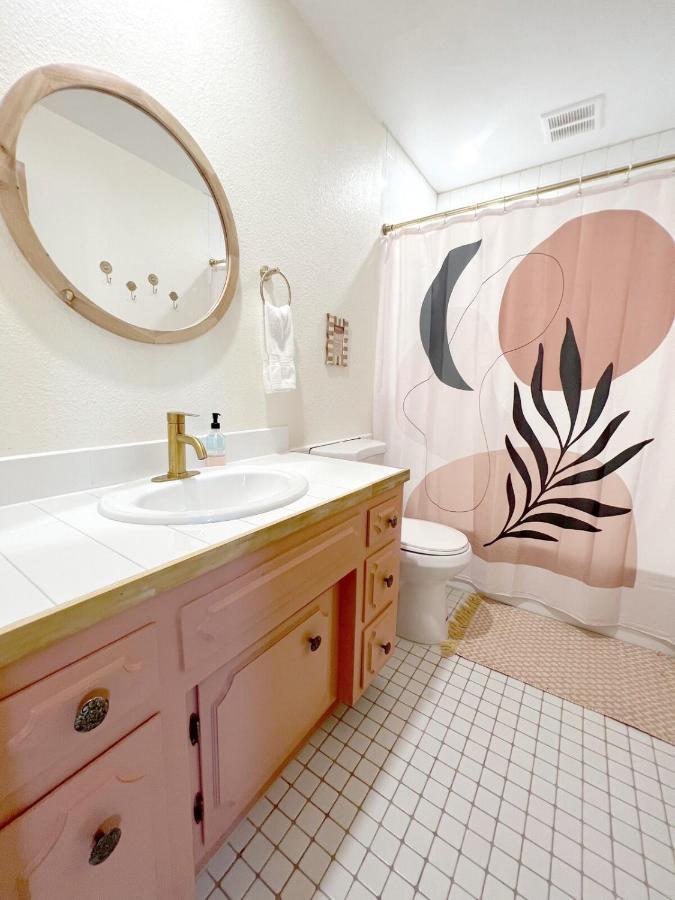 Pet Friendly Starburst House Villa Yucca Valley Exterior foto